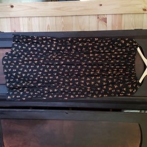 Very long polyester stretch maxi skirt